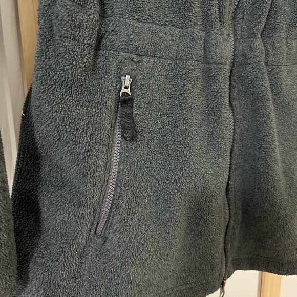 Lands’ End Fleece Jacket with Cinched Waist and Hood - Picture 4 of 5